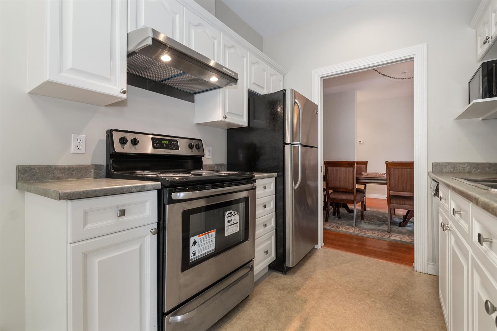 Listing Image 15