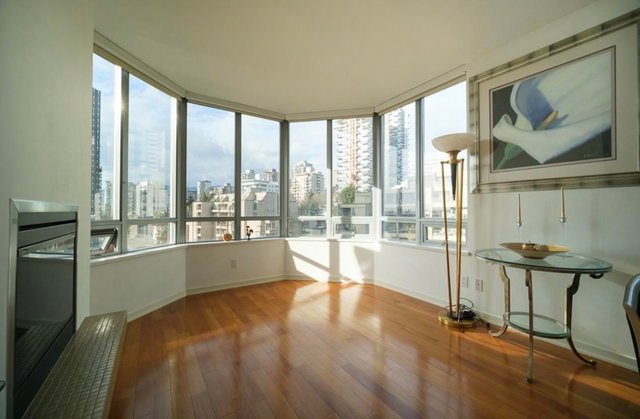 806 - 1005 Beach Avenue