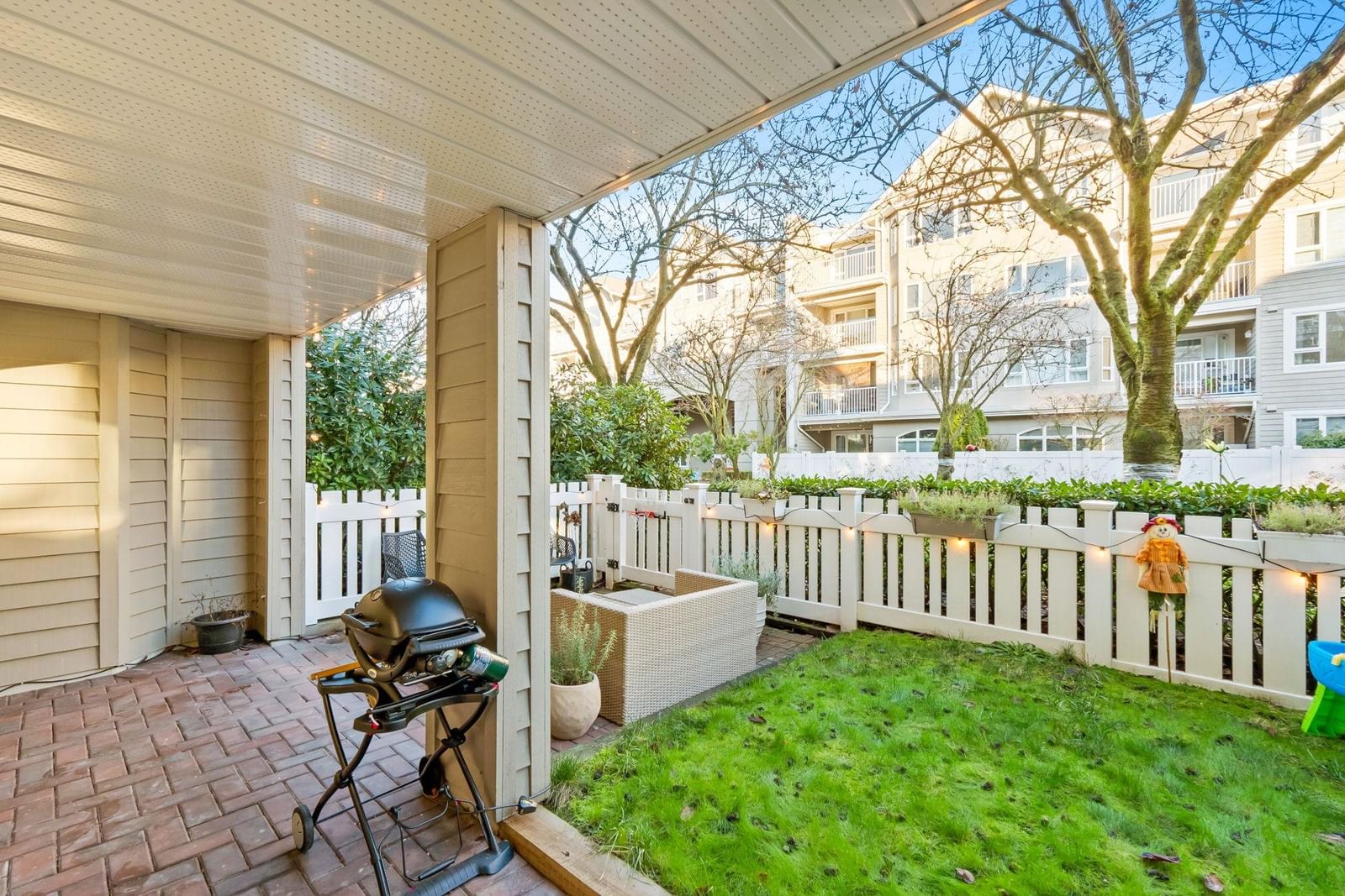 Listing Image 14