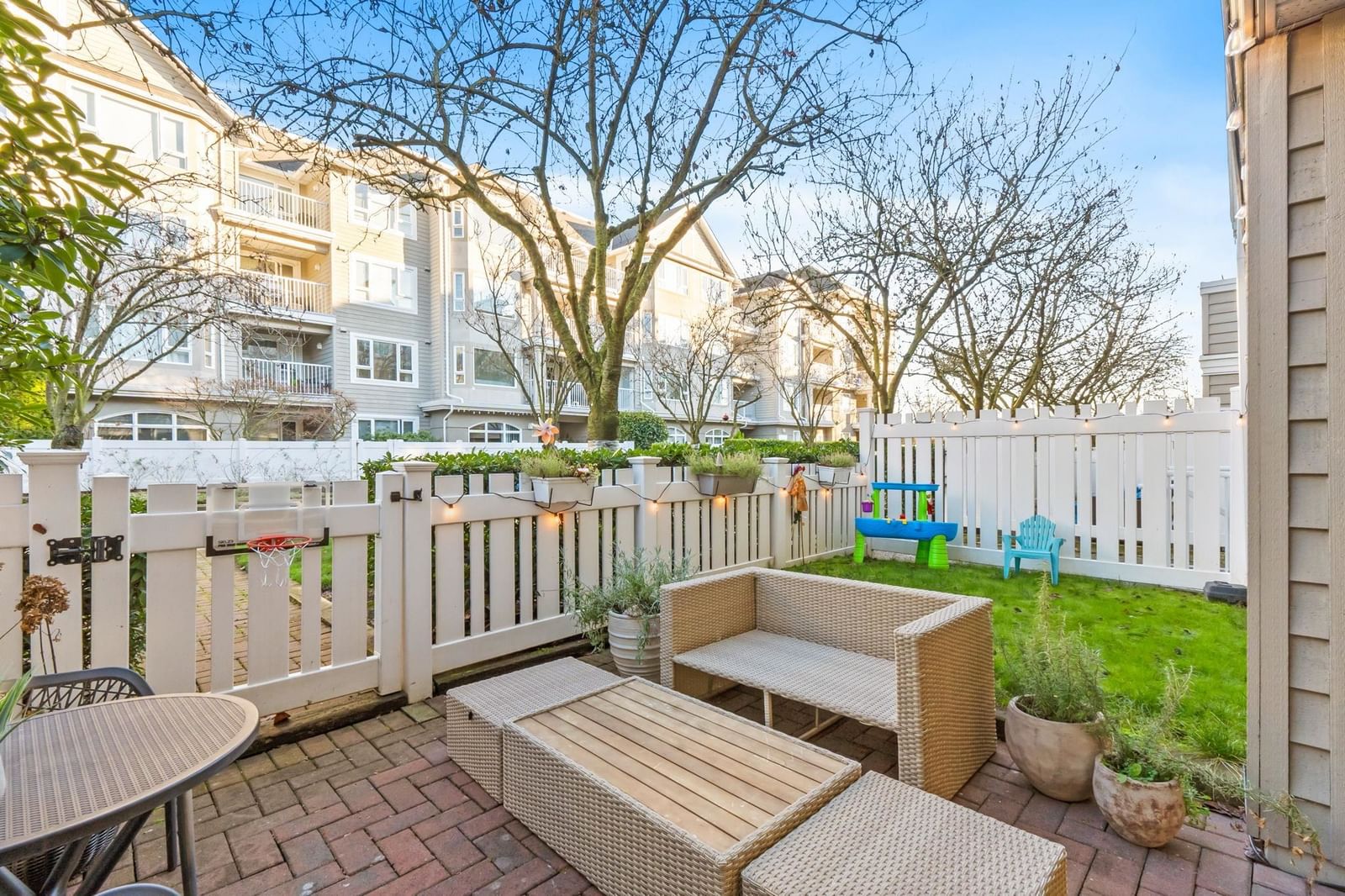Listing Image 15