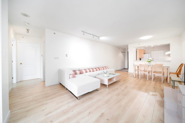 811 - 7380 Elmbridge Way