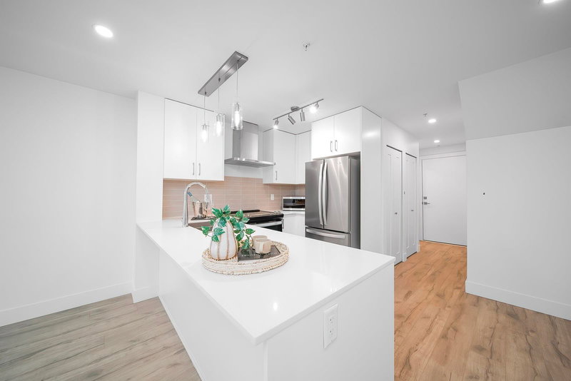 19 - 6328 King George Boulevard, Surrey, V3X 0L4 | Image 3