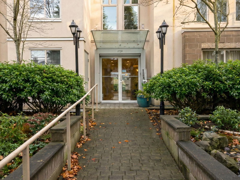 205 - 1929 154 Street, Surrey, V4A 4S2 | Image 3