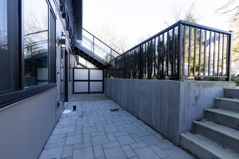 102 - 2122 32 Avenue, Vancouver, V5N 3B9 | Image 2