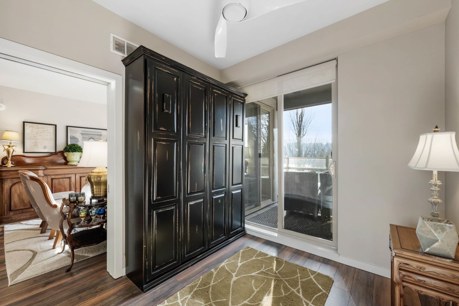Listing Image 20