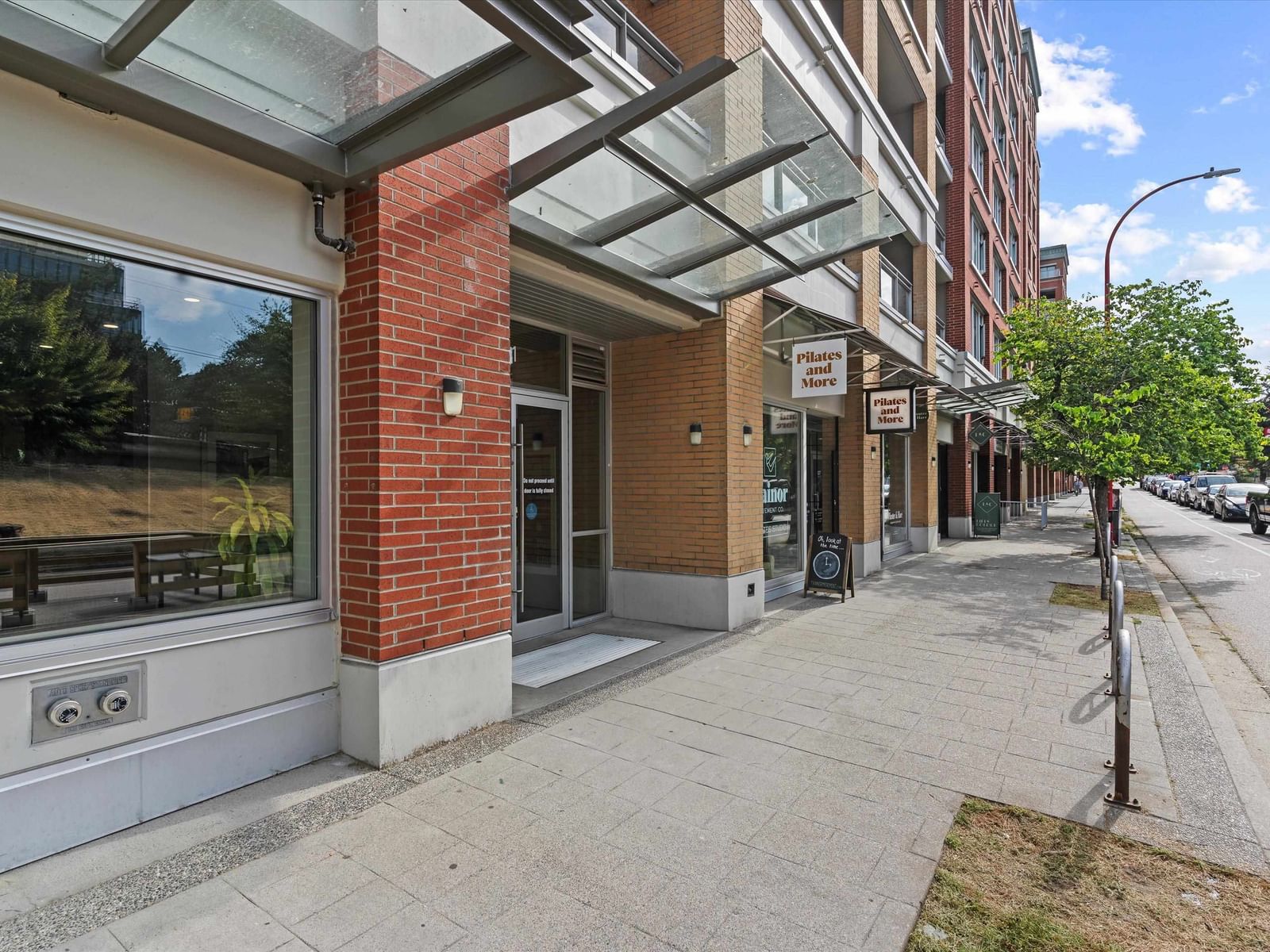 Listing Image 20