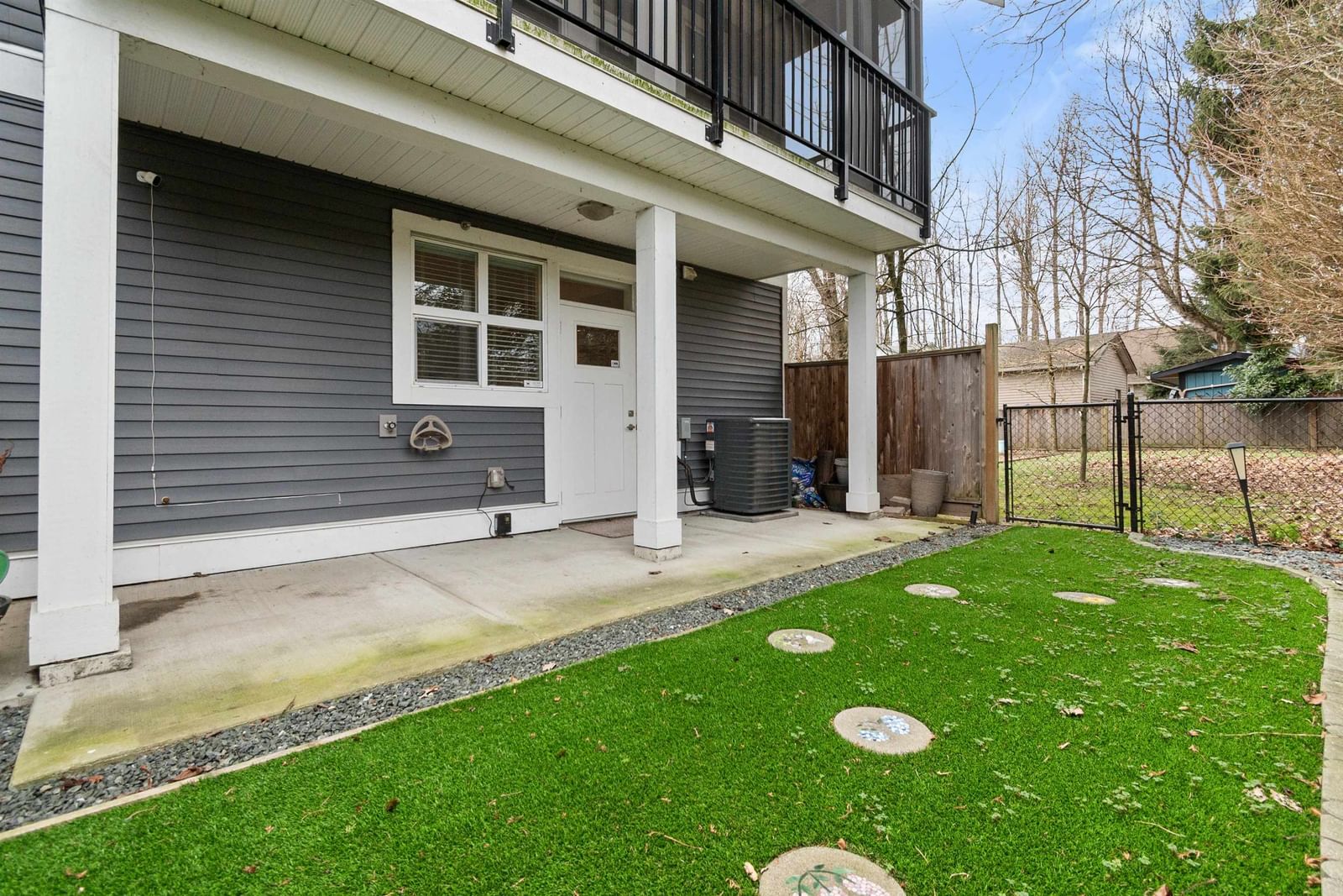 Listing Image 14