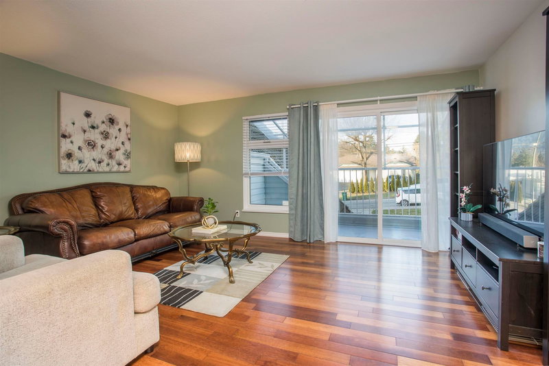 9890 Lyndhurst Street, Burnaby, V3J 1G1 | Image 2