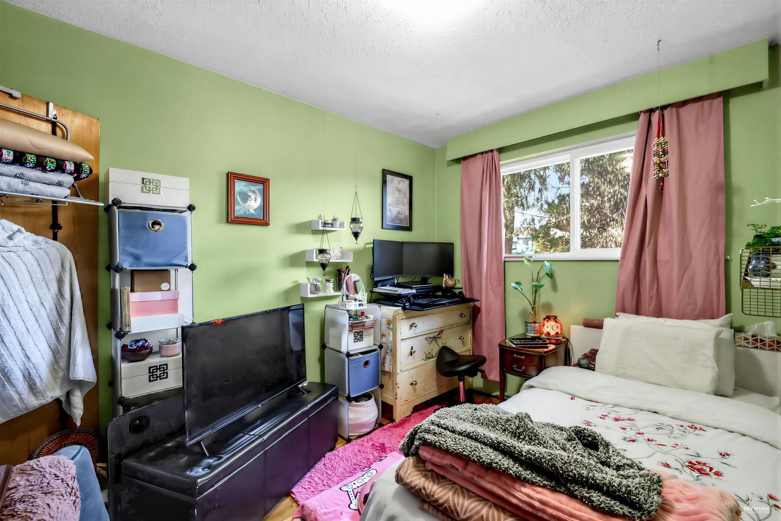 Listing Image 17
