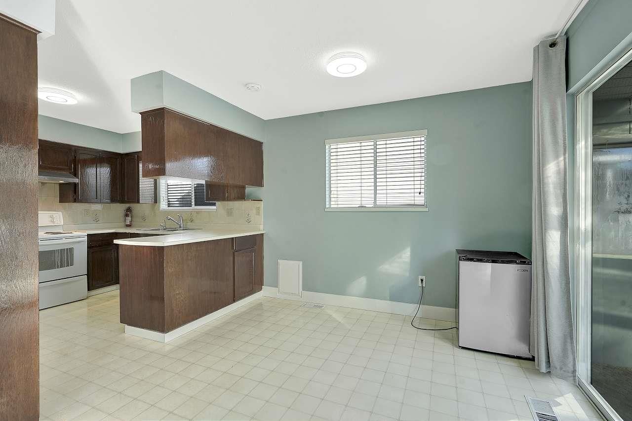 Listing Image 16