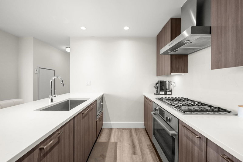 613 - 10788 No. 5 Road, Richmond, V6W 0B7 | Image 3