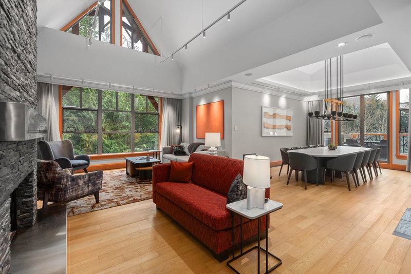 52 - 4617 Blackcomb Way, Whistler, V8E 0Y4 | Image 3
