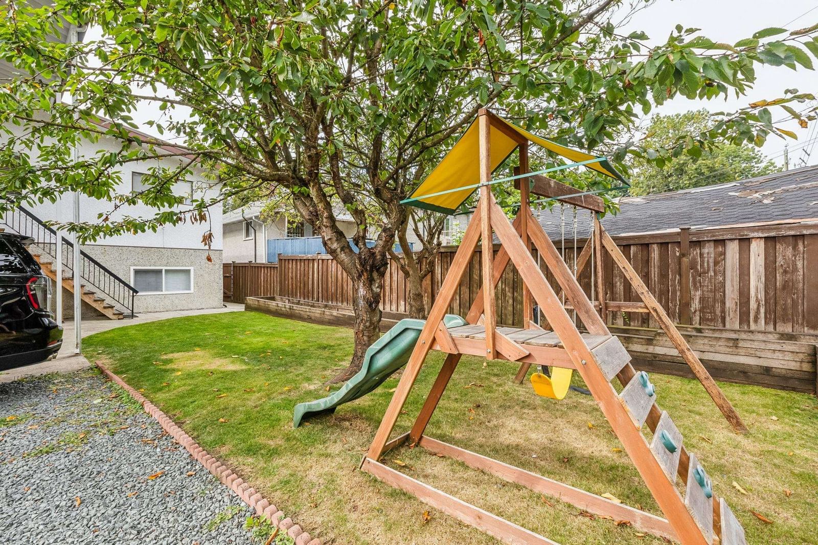Listing Image 35