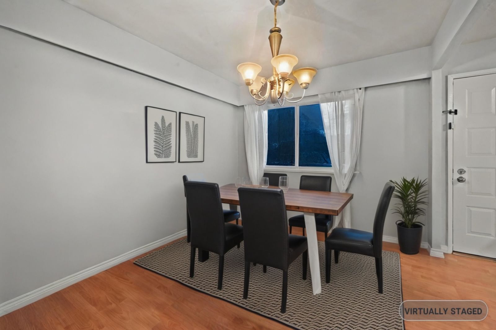 Listing Image 11