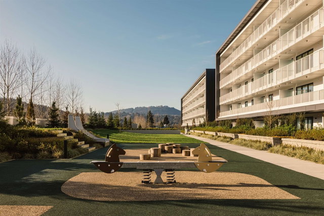 602 - 3055 Murray Street