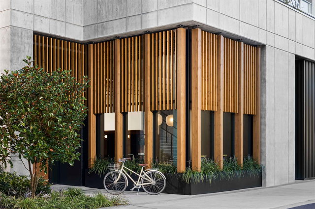 602 - 3055 Murray Street