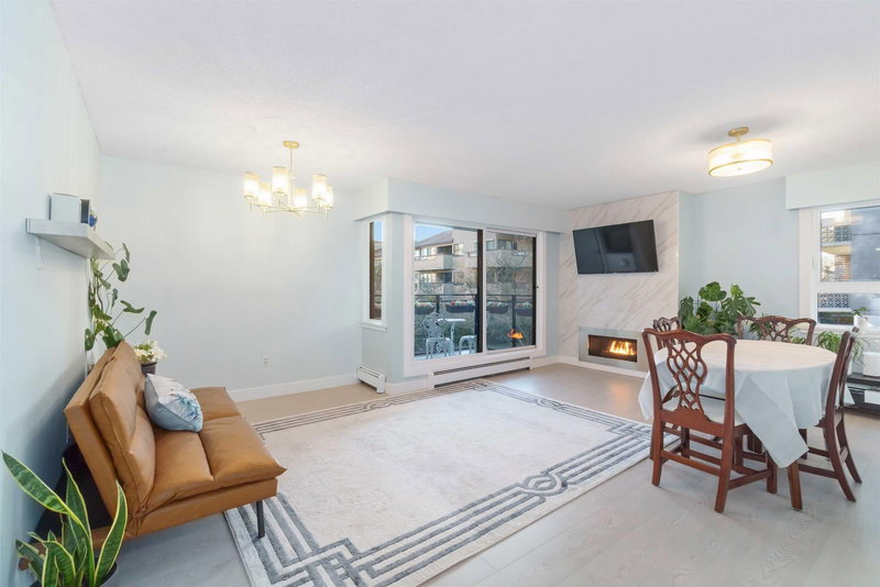 206 - 1340 Duchess Avenue, West Vancouver, V7T 1H6 | Image 2