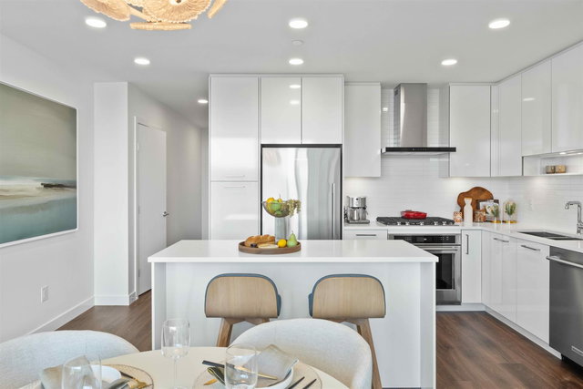 2101 - 518 Clarke Road