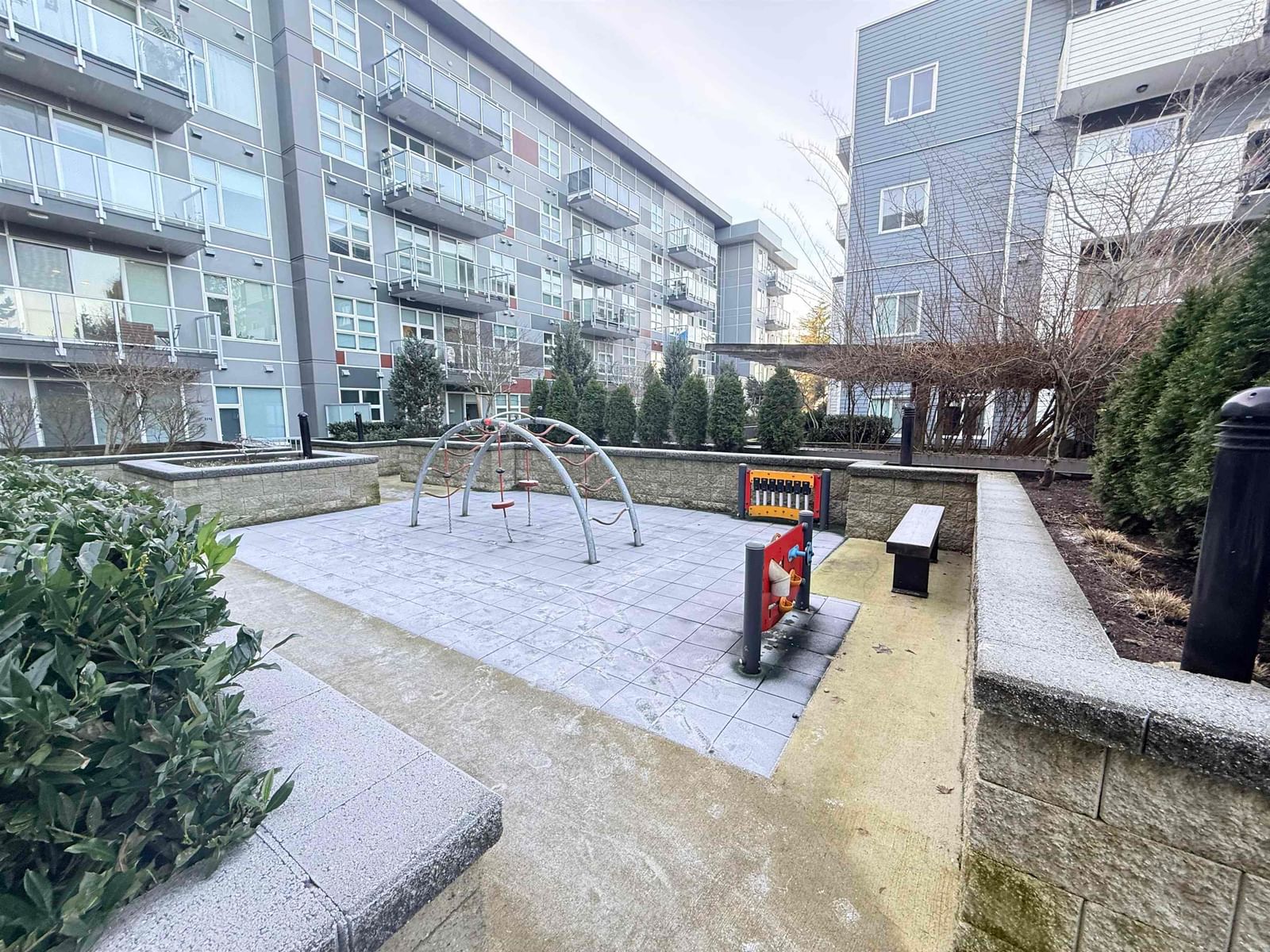 Listing Image 16