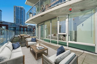 602 - 58 Keefer Place