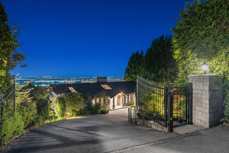 1521 Chartwell Drive, West Vancouver, V7S 2R9 | Image 2