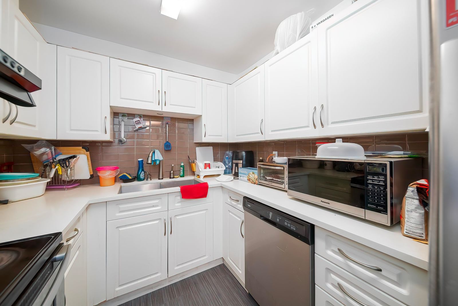 Listing Image 15