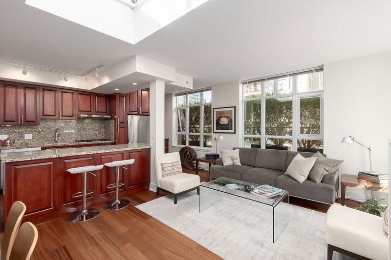 PH803 - 988 Richards Street, Vancouver, V6B 8R2 | Image 3