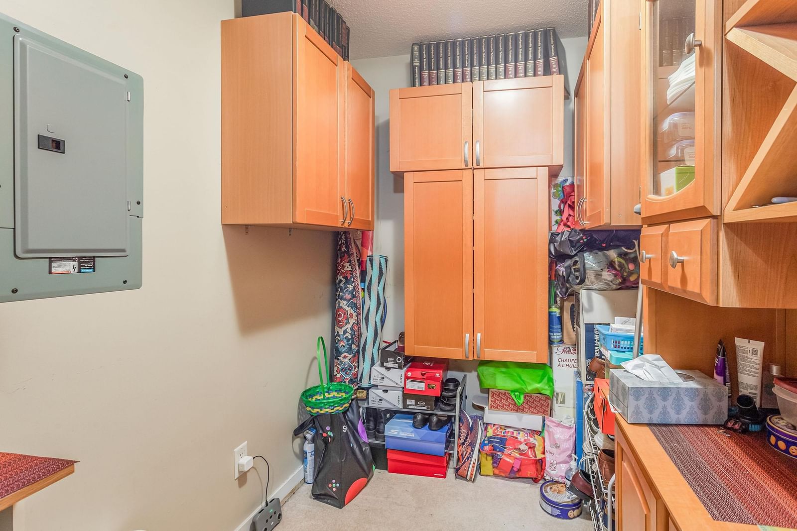 Listing Image 9