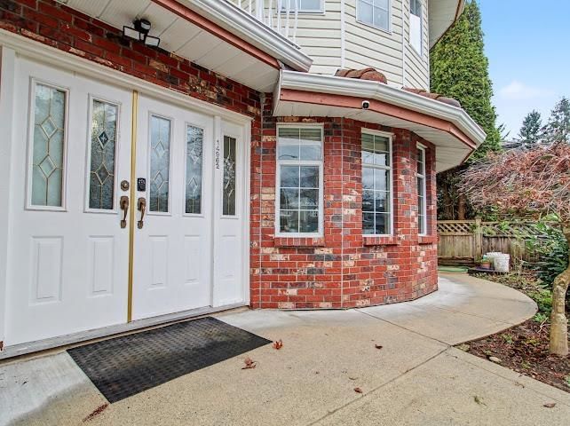 14962 96a Avenue, Surrey, V3R 9V6 | Image 3