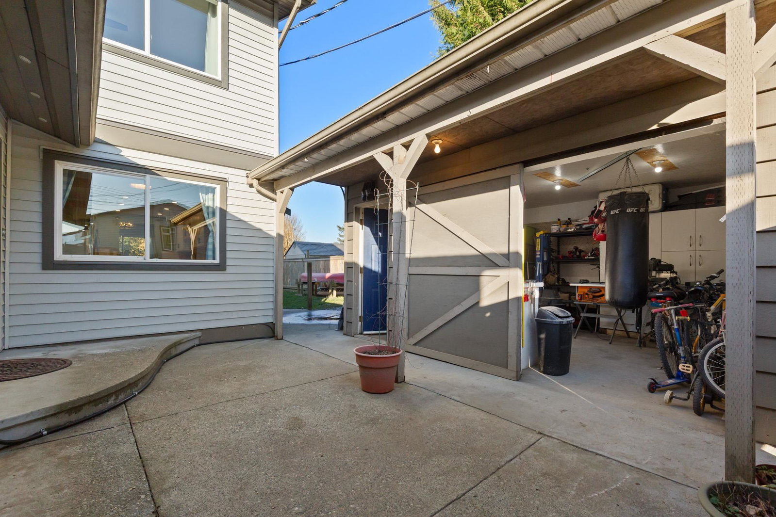 Listing Image 33