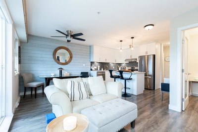 309 - 15735 Croydon Drive | Surrey | Image