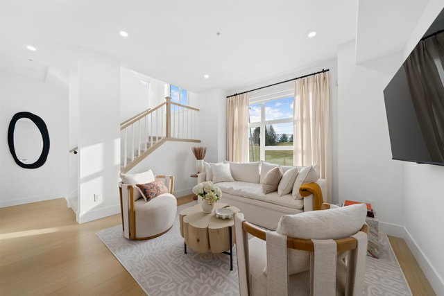 8 - 32929 Cherry Avenue