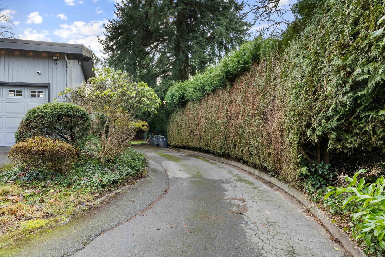 Listing Image 24