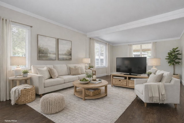 17 - 3942 Columbia Valley Road