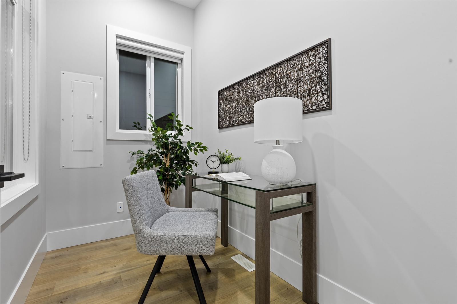 Listing Image 21