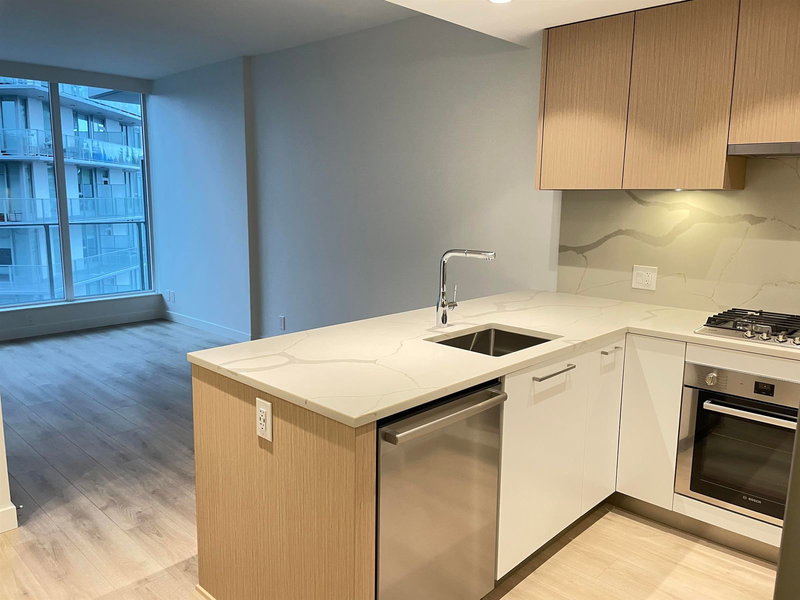 806 - 567 Clarke Road, Coquitlam, V3J 0K7 | Image 2