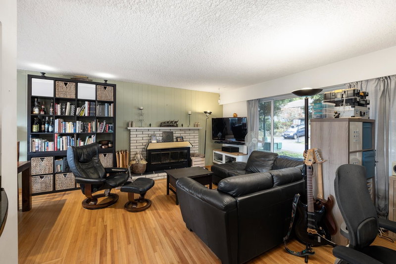 2041 Tompkins Crescent, North Vancouver, V7H 2C9 | Image 2