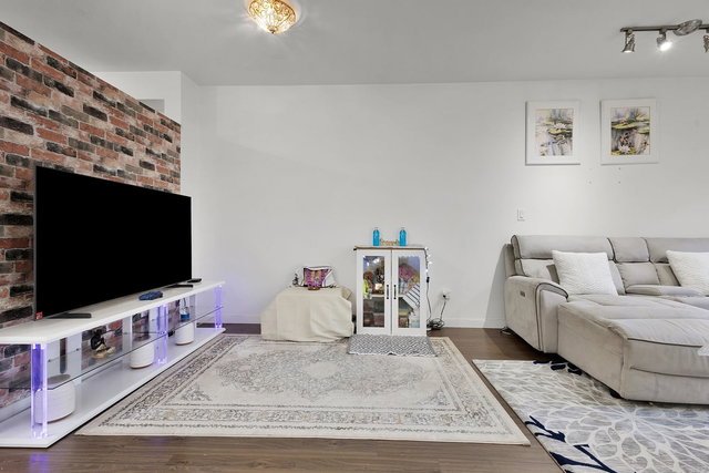 166 - 18701 66 Avenue