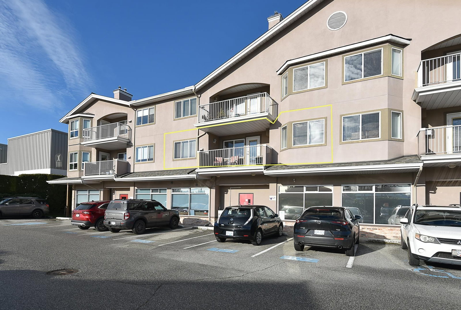 Listing Image 19