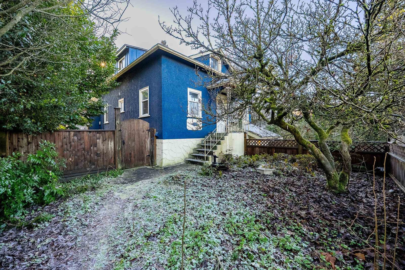 Listing Image 10