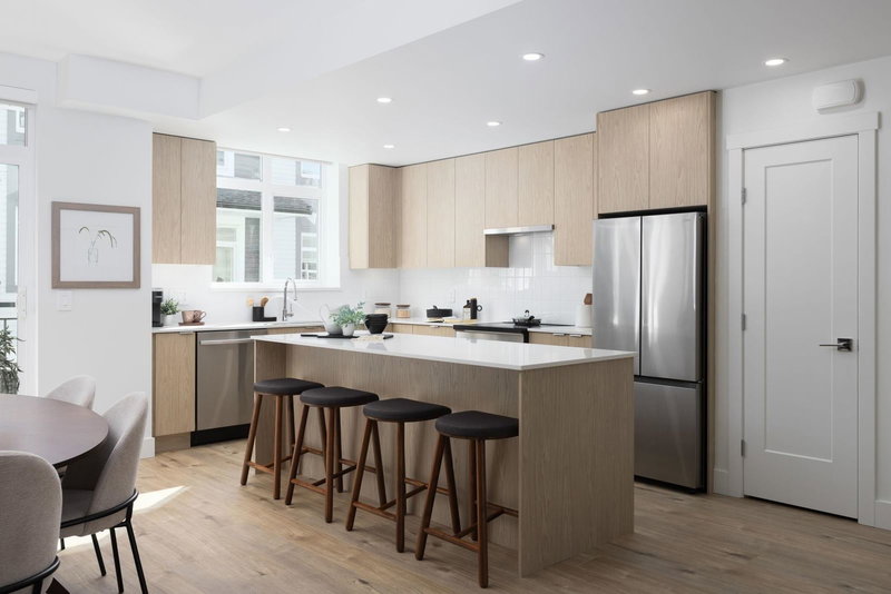 29 - 16325 21 Avenue, Surrey, V3Z 1K6 | Image 2