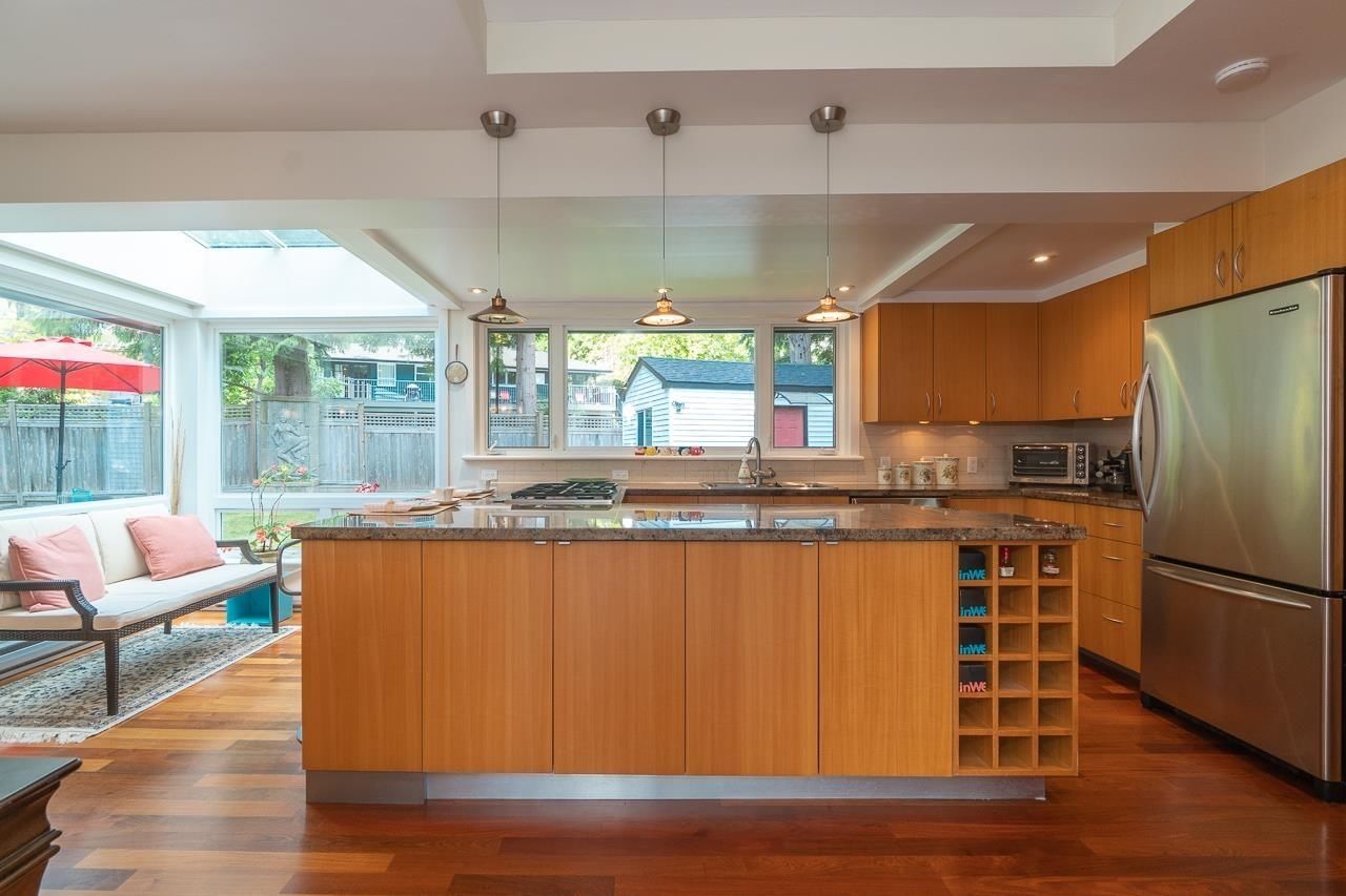 Listing Image 9