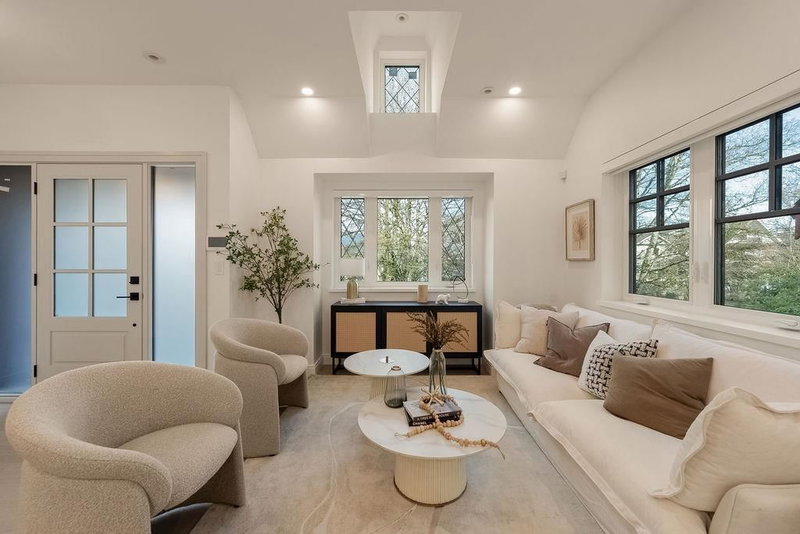 2542 Grant Street, Vancouver, V5K 3G7 | Image 3