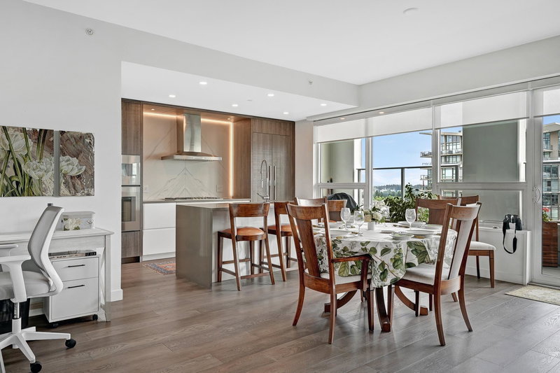 1302 - 1441 Johnston Road, White Rock, V4B 3Z4 | Image 3