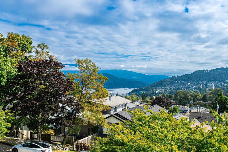 155 Ellesmere Avenue, Burnaby, V5B 3S5 | Image 3