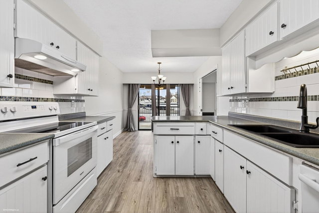 61 - 32959 George Ferguson Way