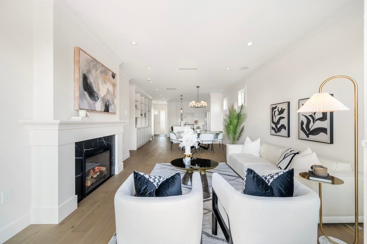Listing Image 11
