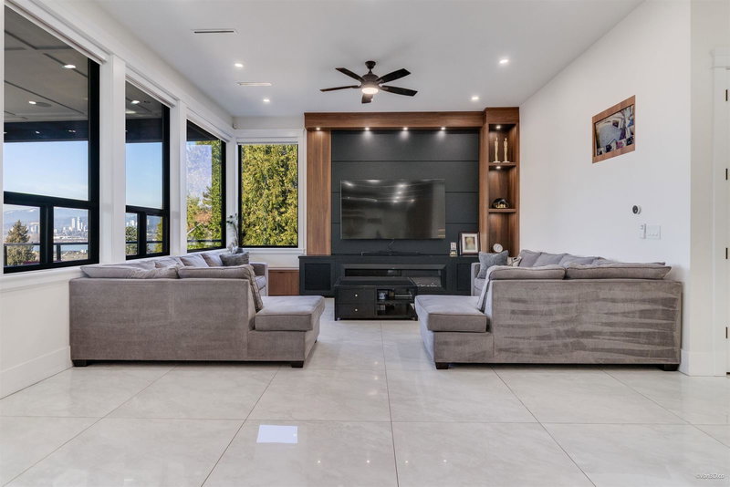 11229 136 Street, Surrey, V3R 3B8 | Image 3