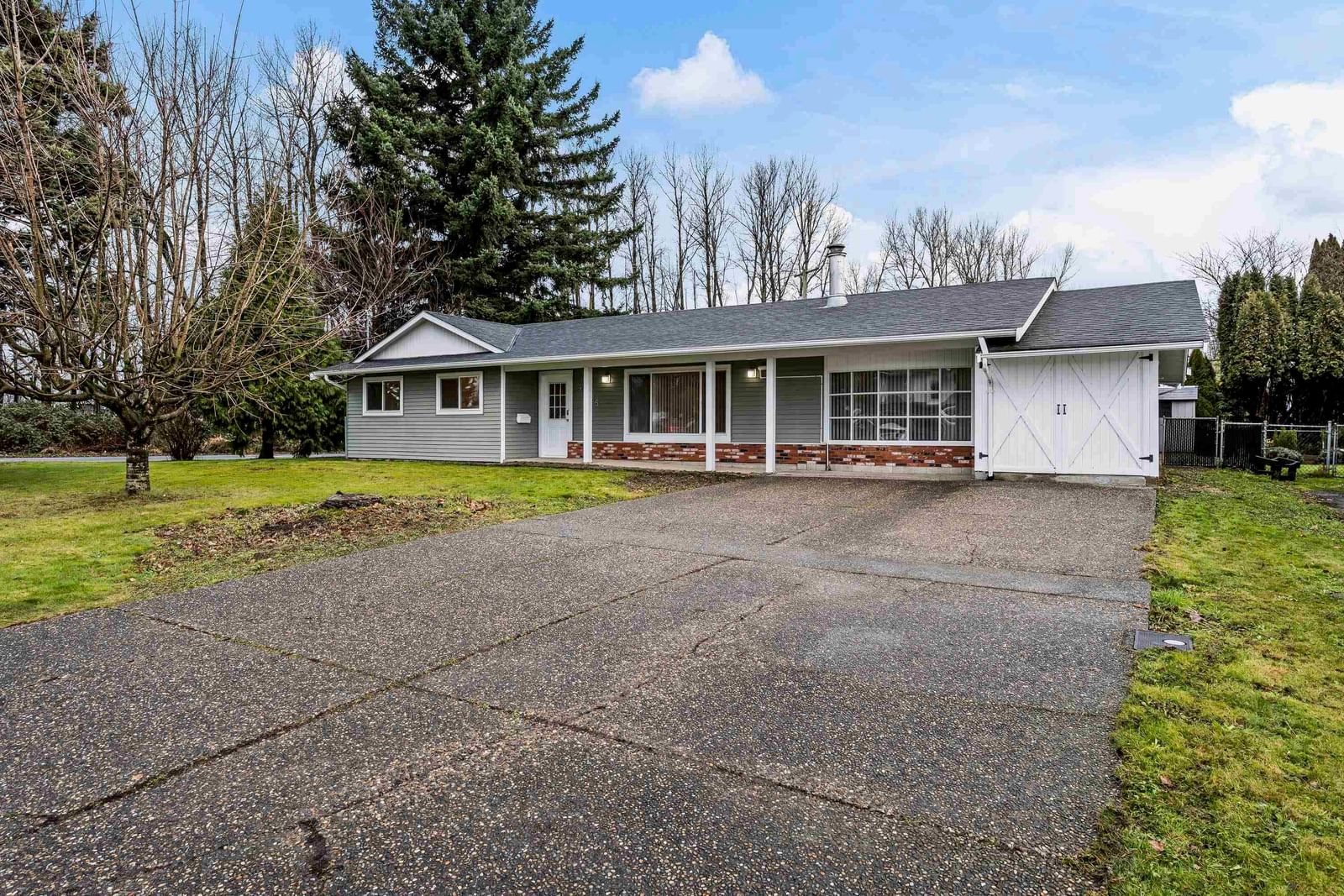 Listing Image 8