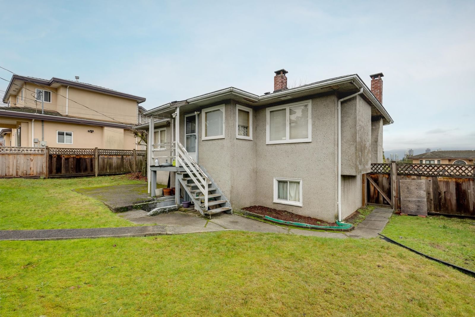 Listing Image 11